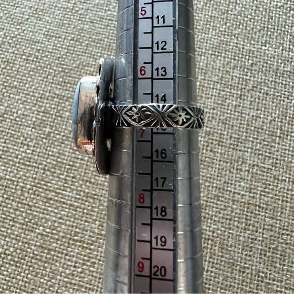 New Owyhee Opal Silver Overlay Ring Size 6.75 - Picture 4 of 5